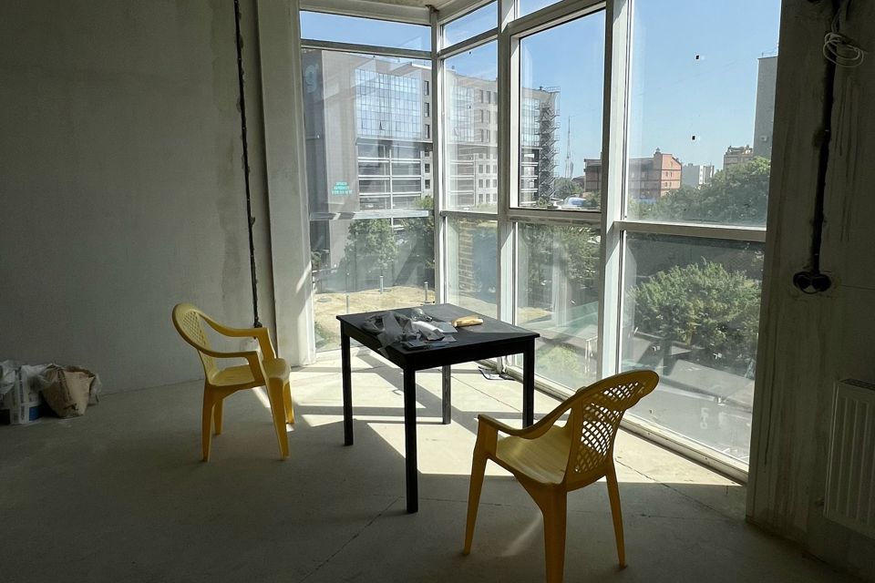 Продаётся 3-комнатная квартира, 66.27 м²