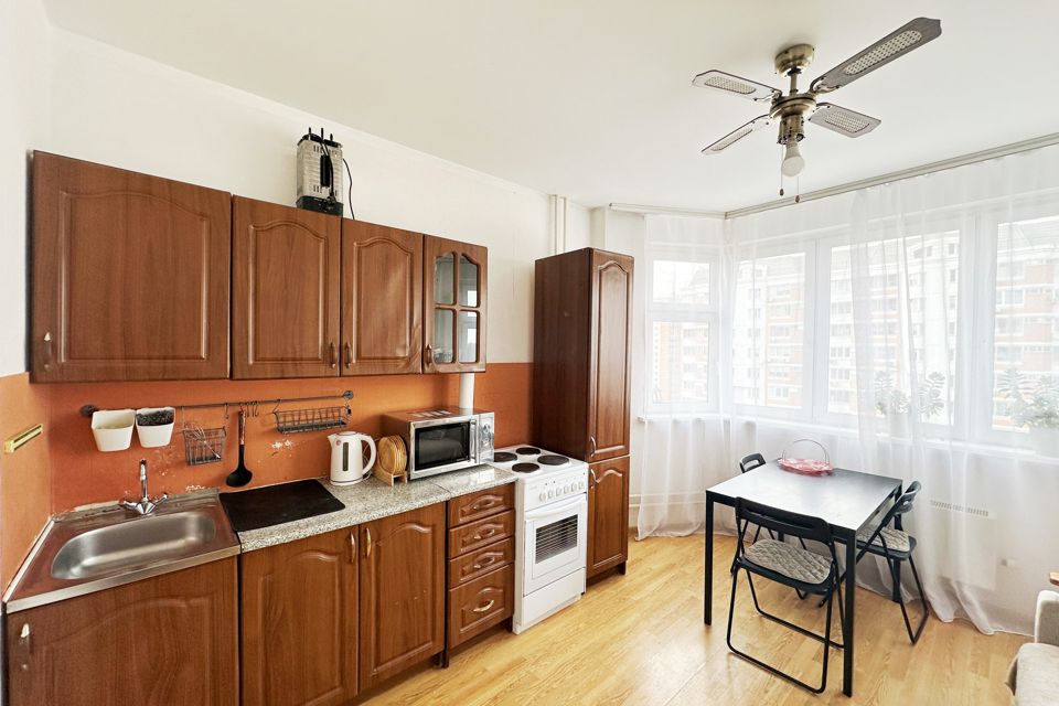 Продаётся 2-комнатная квартира, 58.7 м²