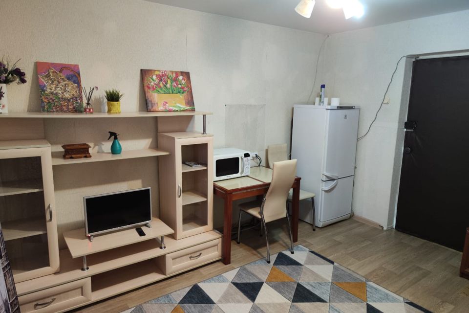 Продаётся комната в 5-комн. квартире, 12.5 м²