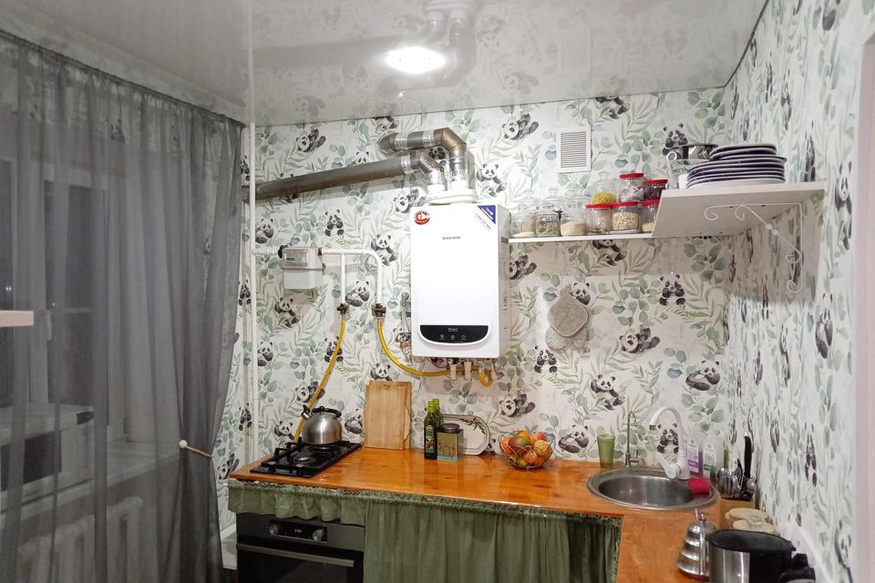 Продаётся 3-комнатная квартира, 56.4 м²