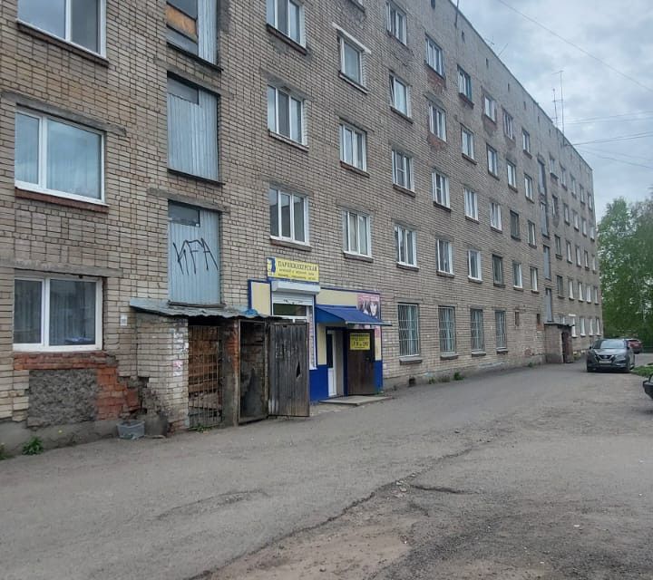 Продаётся комната в 1-комн. квартире, 18 м²