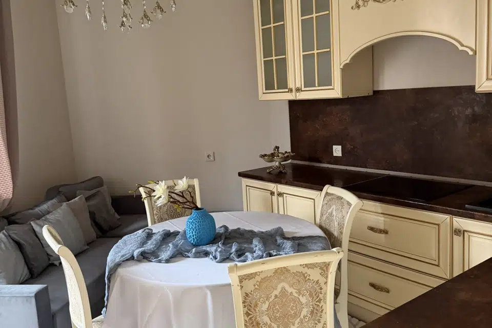 Продаётся 1-комнатная квартира, 45.8 м²