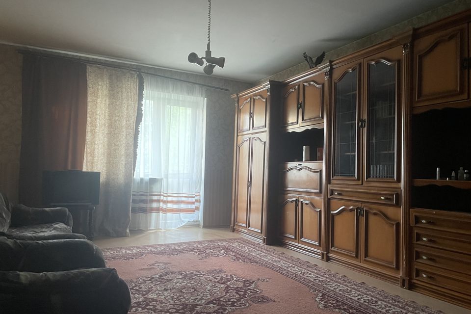 Продаётся 3-комнатная квартира, 102 м²