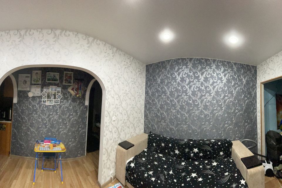 Продаётся 2-комнатная квартира, 42.2 м²