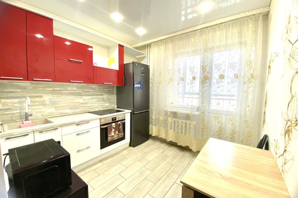 Продаётся 1-комнатная квартира, 41.9 м²