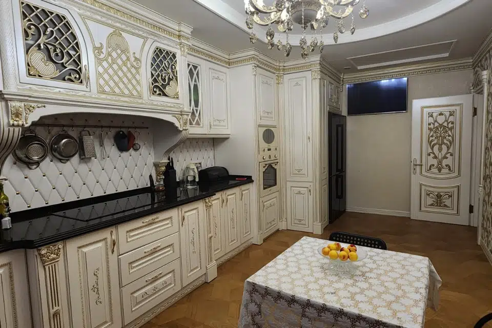 Продаётся 3-комнатная квартира, 90.8 м²