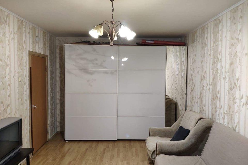 Продаётся 1-комнатная квартира, 38.1 м²