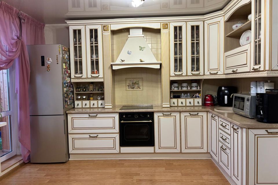 Продаётся 4-комнатная квартира, 115.5 м²
