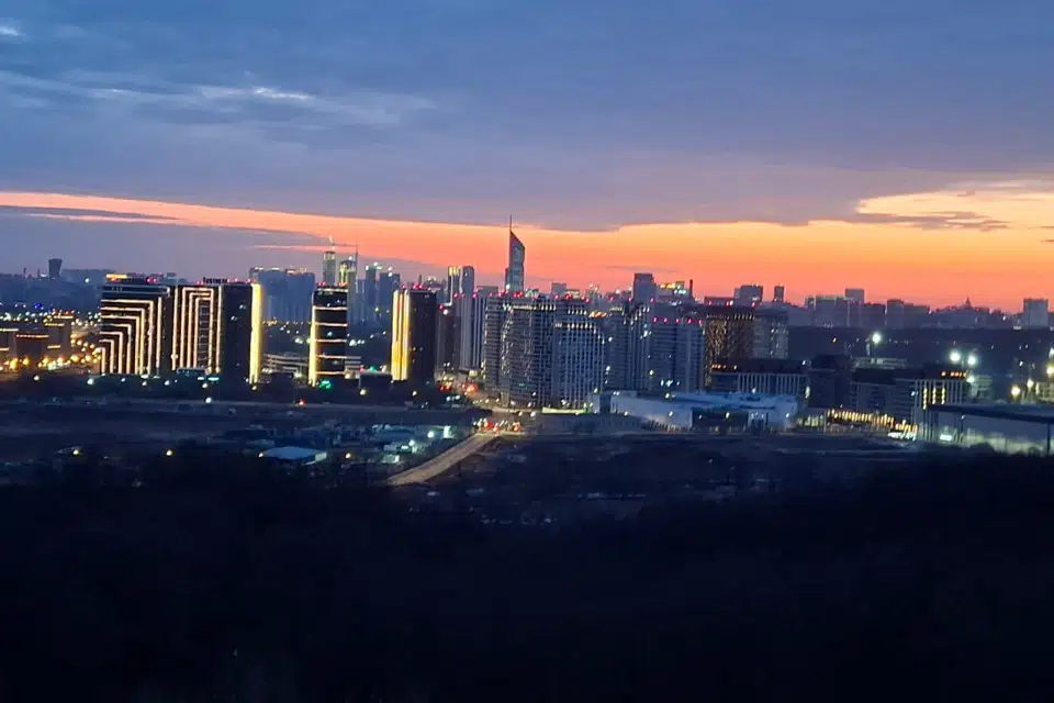 Продаётся 4-комнатная квартира, 100 м²