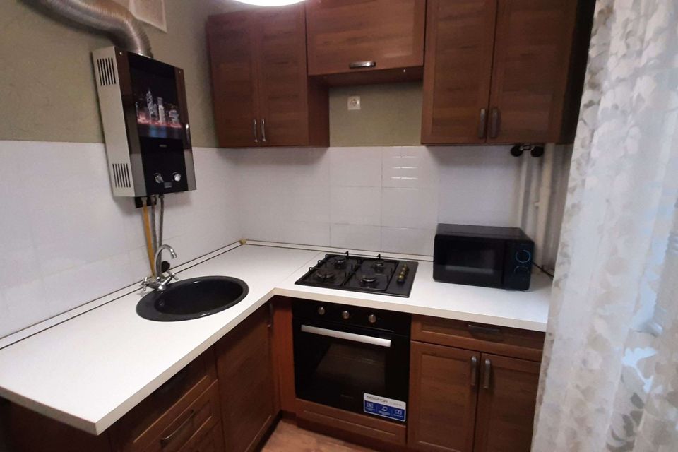 Продаётся 3-комнатная квартира, 57 м²