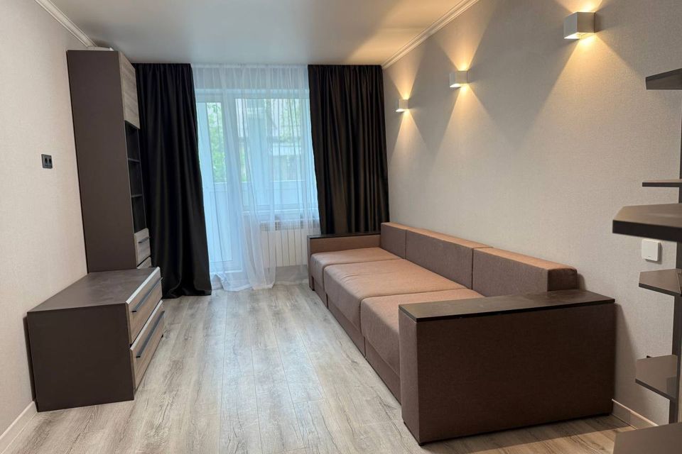 Продаётся 3-комнатная квартира, 62.3 м²