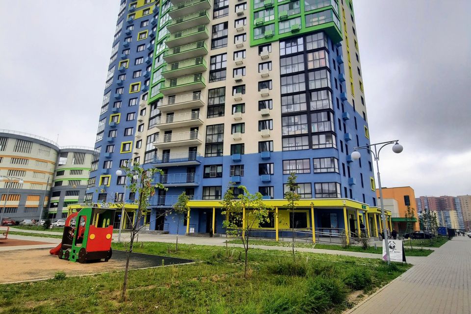 Продаётся 3-комнатная квартира, 72.4 м²