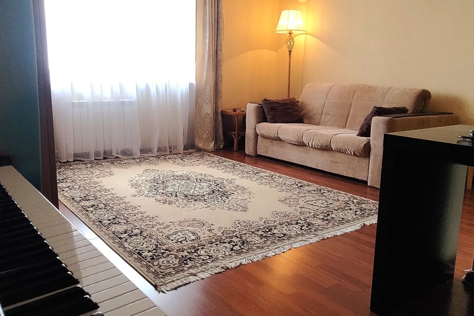 Продаётся 1-комнатная квартира, 40.6 м²
