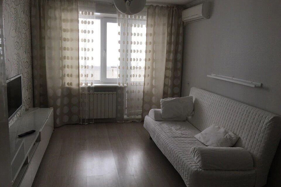 Сдаётся 1-комнатная квартира, 45 м²