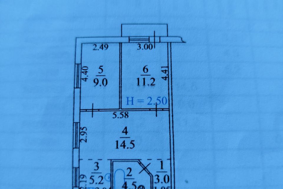 Продаётся 3-комнатная квартира, 52.4 м²