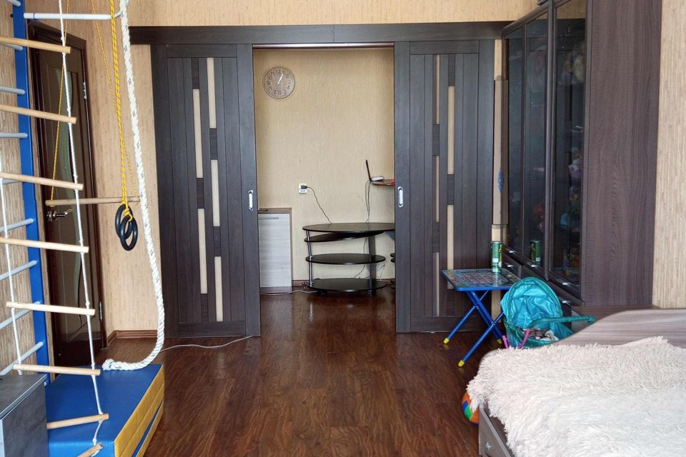 Продаётся 3-комнатная квартира, 70.7 м²