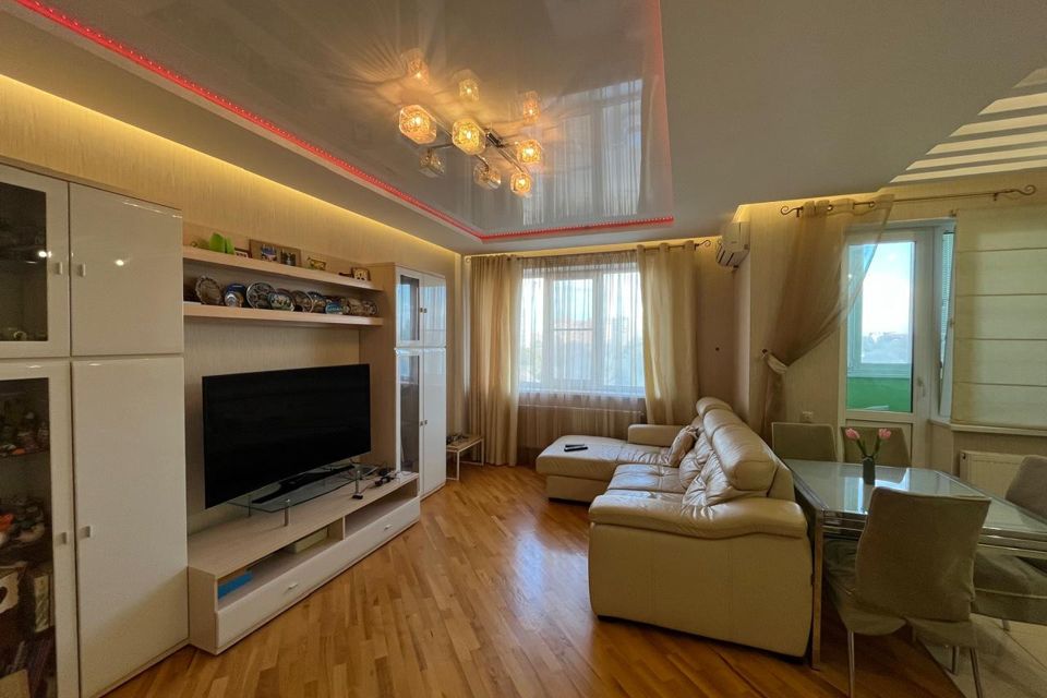 Продаётся 3-комнатная квартира, 75.8 м²
