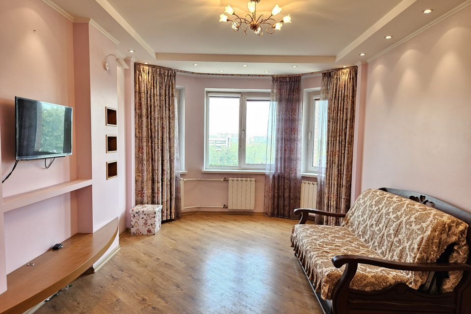 Продаётся 2-комнатная квартира, 72.8 м²