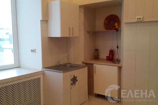 Продаётся 4-комнатная квартира, 115 м²