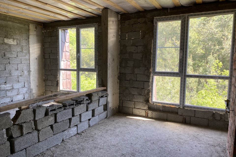 Продаётся 1-комнатная квартира, 41.8 м²