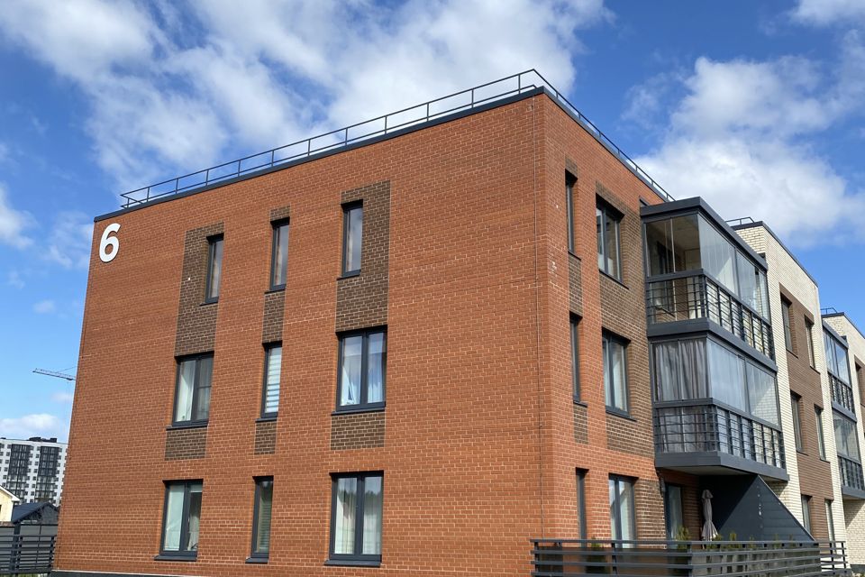 Продаётся 2-комнатная квартира, 67.7 м²