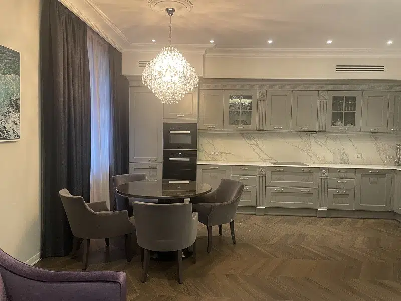 Продаётся 2-комнатная квартира, 92.6 м²