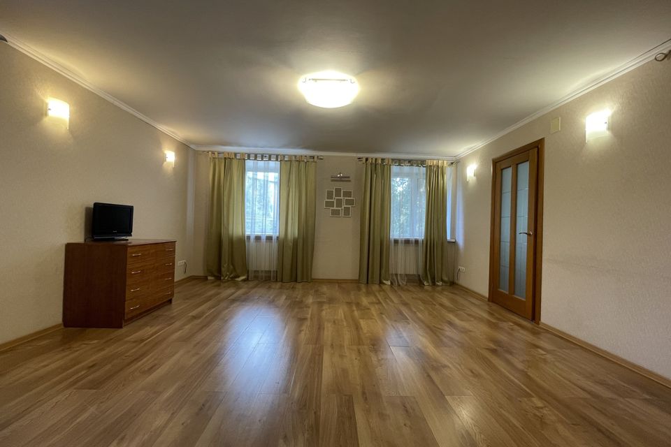 Продаётся 3-комнатная квартира, 80.3 м²