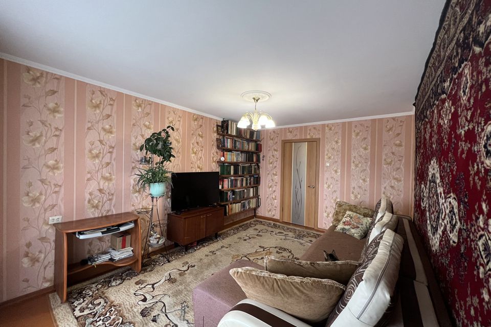 Продаётся 3-комнатная квартира, 58 м²