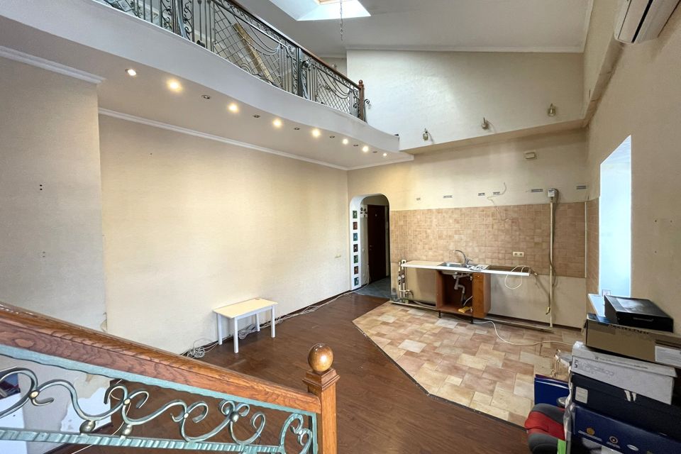 Продаётся 3-комнатная квартира, 90 м²