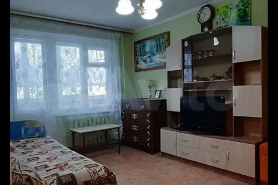 Продаётся 1-комнатная квартира, 32 м²