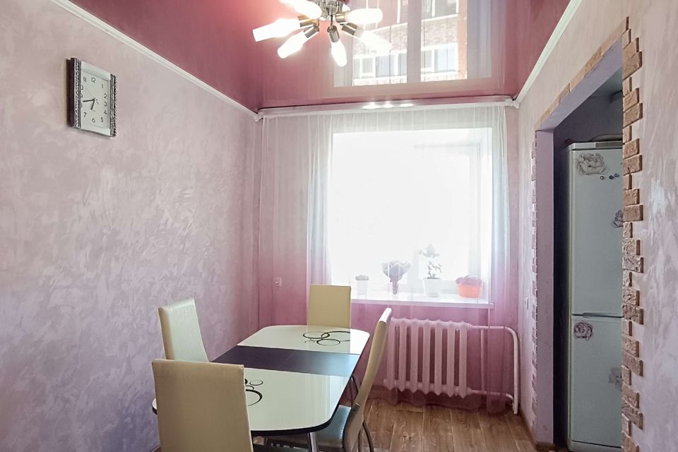 Продаётся 3-комнатная квартира, 59.9 м²