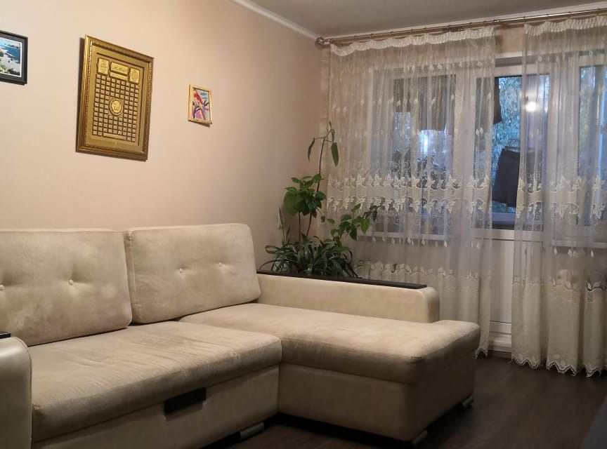 Продаётся 3-комнатная квартира, 56.4 м²