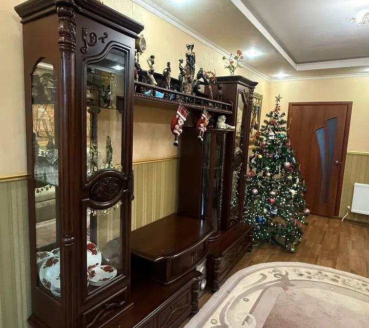 Продаётся 2-этажный дом, 350 м²