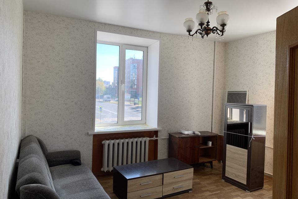 Продаётся комната в 3-комн. квартире, 15.8 м²