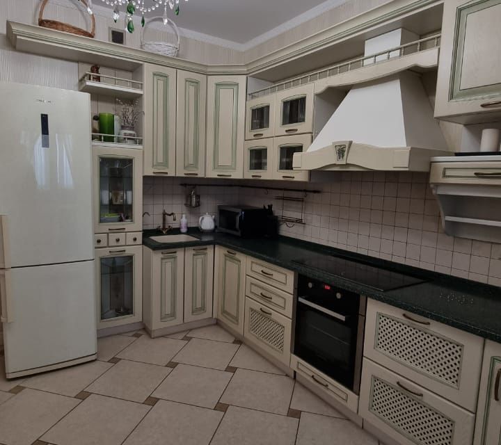 Продаётся 2-комнатная квартира, 85 м²