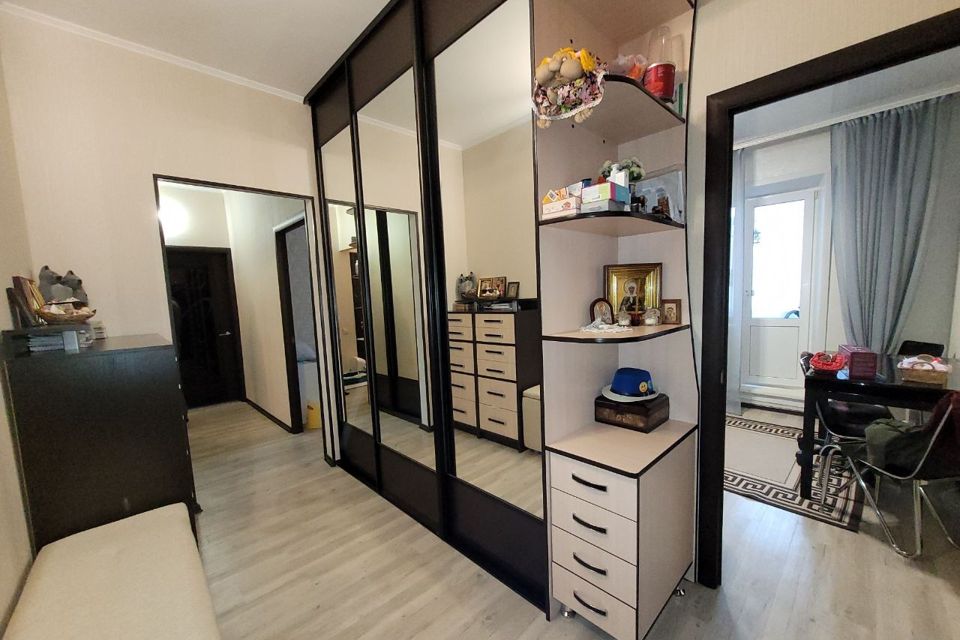 Продаётся 2-комнатная квартира, 68.1 м²