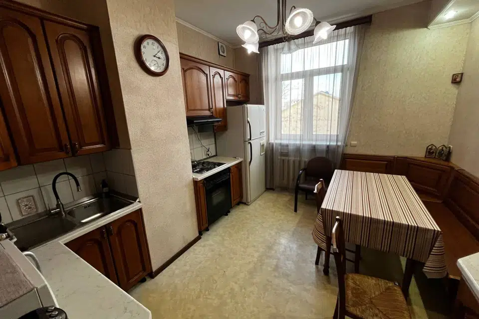 Продаётся 3-комнатная квартира, 90 м²