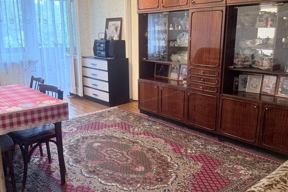 Продаётся 3-комнатная квартира, 57.1 м²