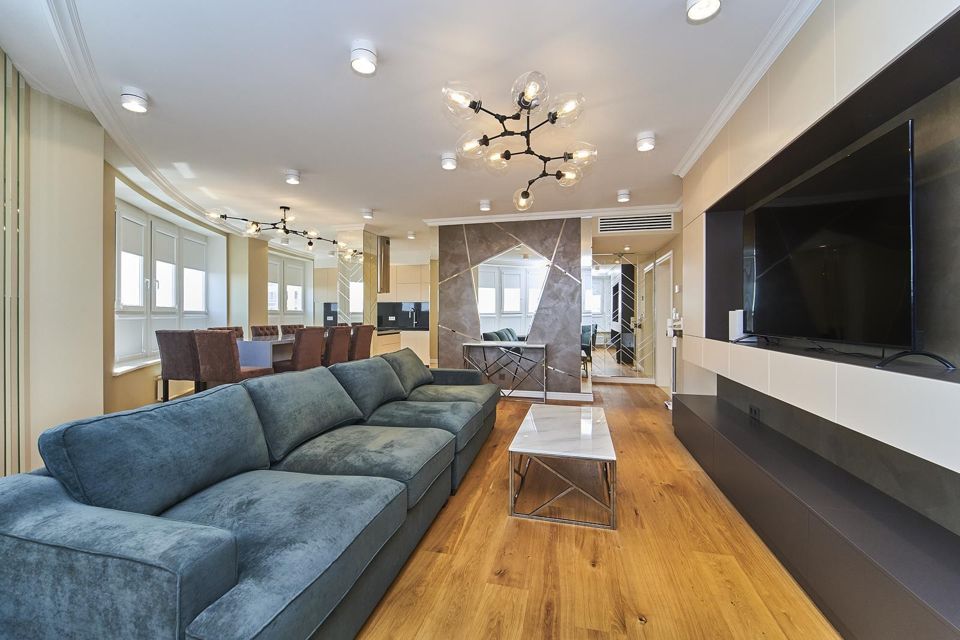 Продаётся 3-комнатная квартира, 100 м²