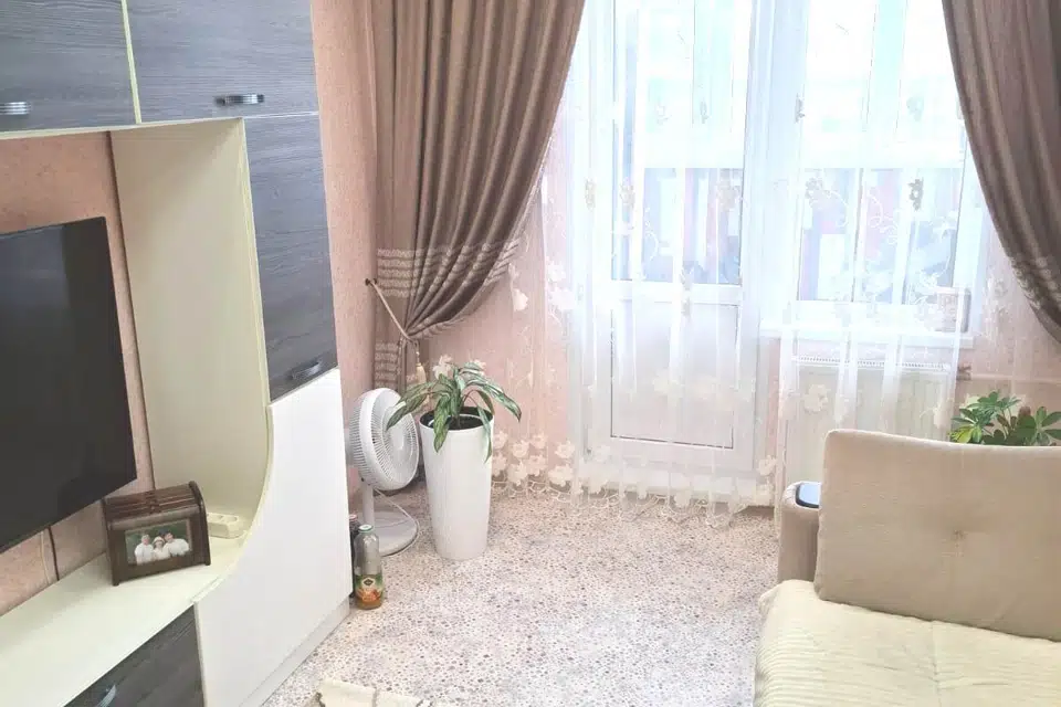 Продаётся 2-комнатная квартира, 48.2 м²