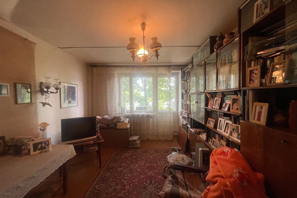 Продаётся 3-комнатная квартира, 57.8 м²