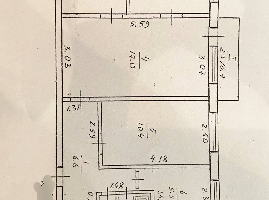 Продаётся 4-комнатная квартира, 61 м²