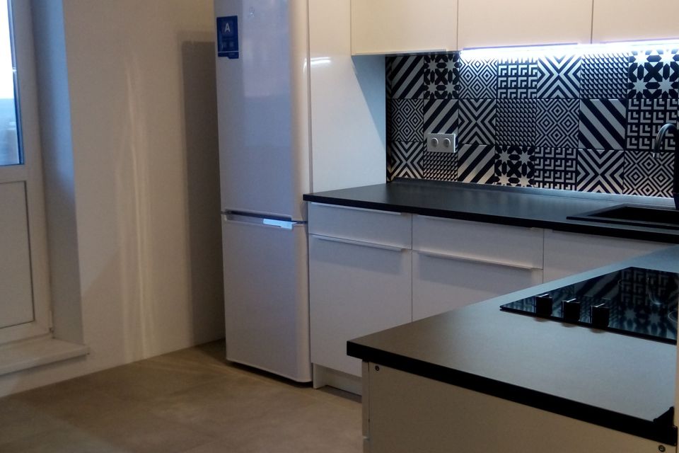 Продаётся 1-комнатная квартира, 43.7 м²