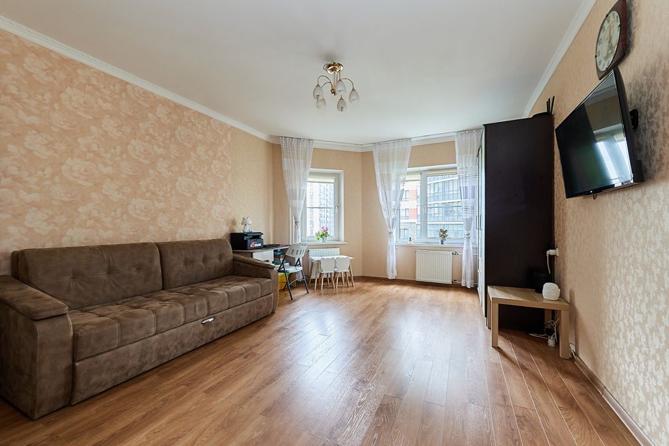 Продаётся 1-комнатная квартира, 48.4 м²