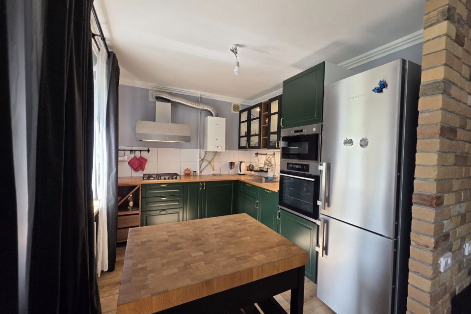 Продаётся 3-комнатная квартира, 62 м²