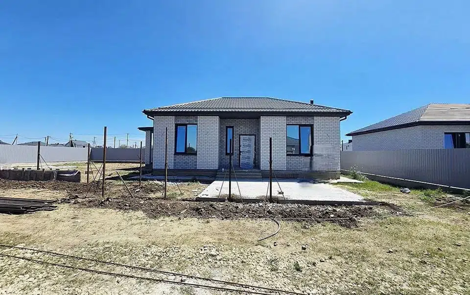 Продаётся 1-этажный дом, 100 м²