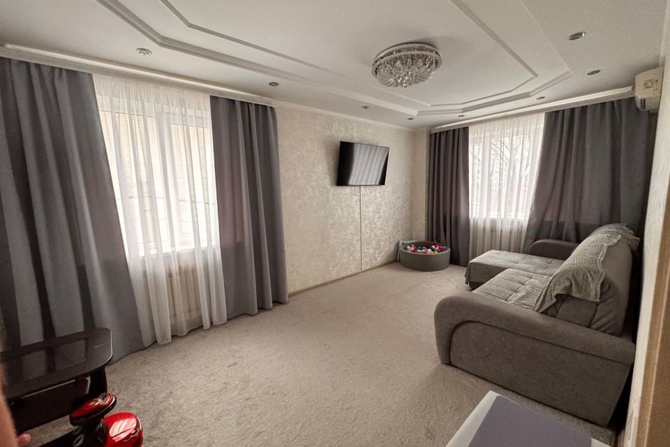 Продаётся 3-комнатная квартира, 61 м²