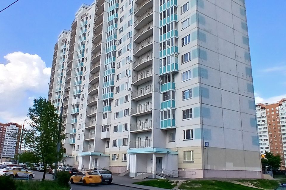 Продаётся 2-комнатная квартира, 62 м²