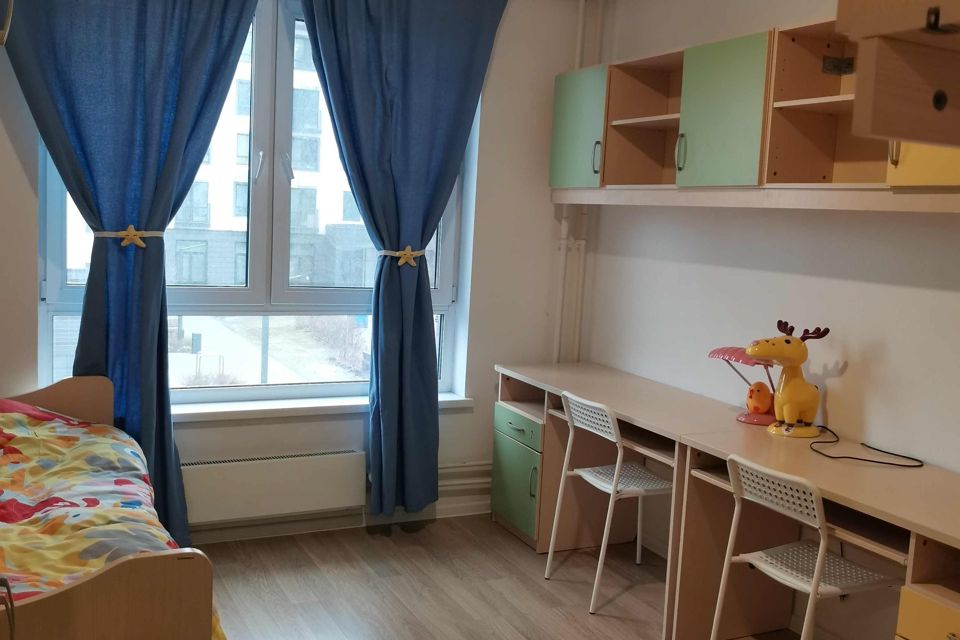 Сдаётся 2-комнатная квартира, 56 м²