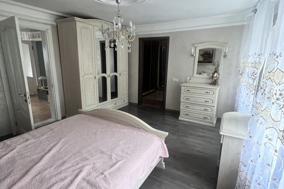 Продаётся 2-этажный дом, 140 м²
